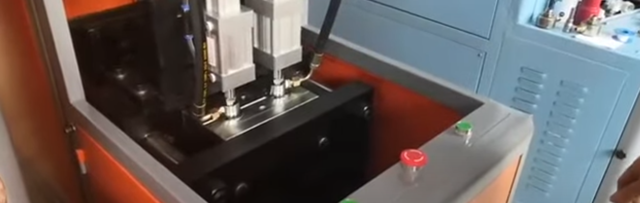 Semi Automatic Blow Moulding Machine